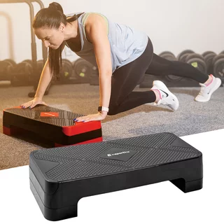 Step do ćwiczeń fitness regulowany inSPORTline AS150 ∙ nośność 200 kg ∙ antypoślizgowa powierzchnia ∙ lekki 2,32 kg