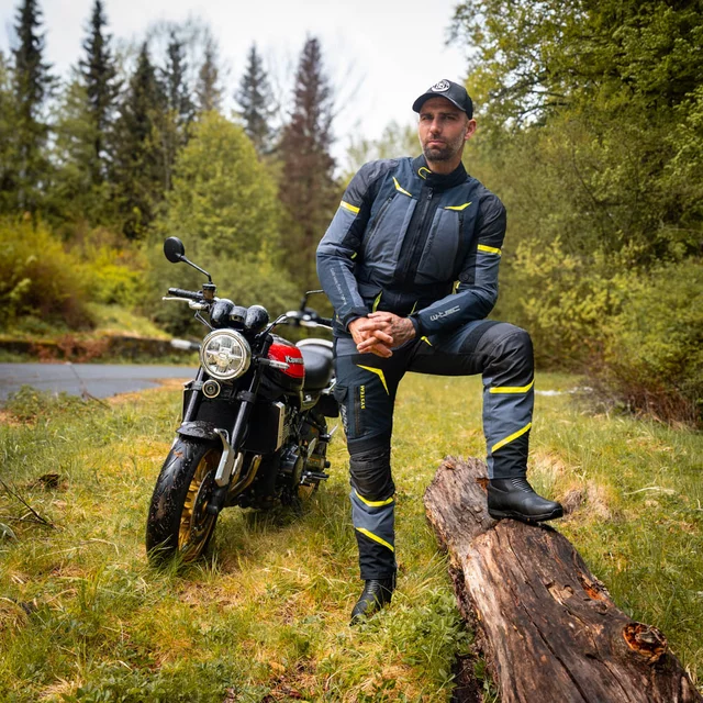 Kurtka motocyklowa W-TEC Modock ∙ trójwarstwowa ∙ wypinana podpinka ∙ membrana wodoodporna ∙ ochraniacze CE ∙ wentylacja AirVent