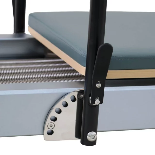 Reformer do pilatesu inSPORTline Oquiler ∙ system sprężynowy ∙ nośność 150 kg ∙ rama aluminiowa ∙ box w zestawie - Różowy