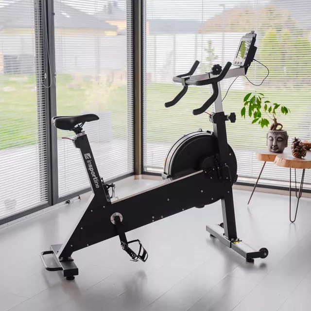 Profesjonalny rower spinningowy inSPORTline CycleAir ∙ powietrzno-magnetyczny ∙ 32 poziomy oporu ∙ 35 programów ∙ aplikacje Zwift/Kinomap