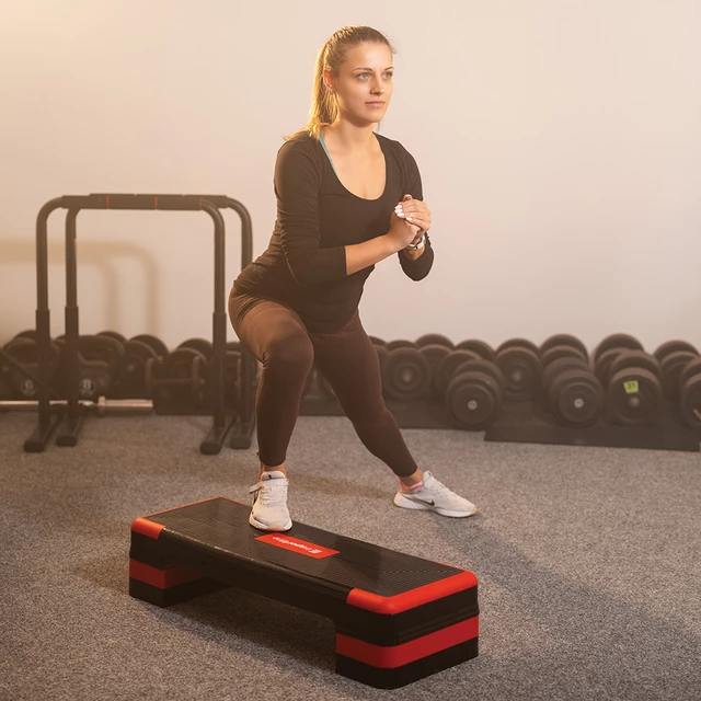 Step fitness / aerobik inSPORTline AS250 ∙ 3 poziomy wysokości ∙ antypoślizgowy ∙ stabilne nóżki ∙ lekki 4,2 kg - Czarno-czerwony