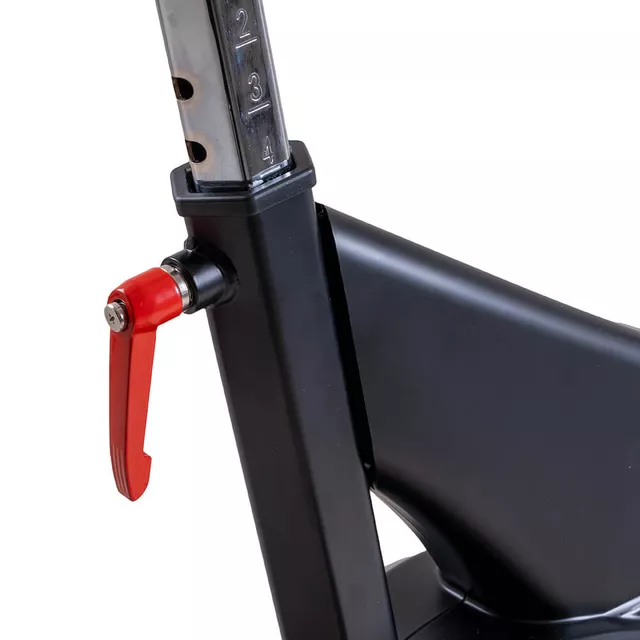 Profesjonalny rower treningowy spinningowy inSPORTline Epsilon Max ∙ nośność 150 kg ∙ płynna regulacja oporu ∙ cichy pasowy napęd ∙ LCD