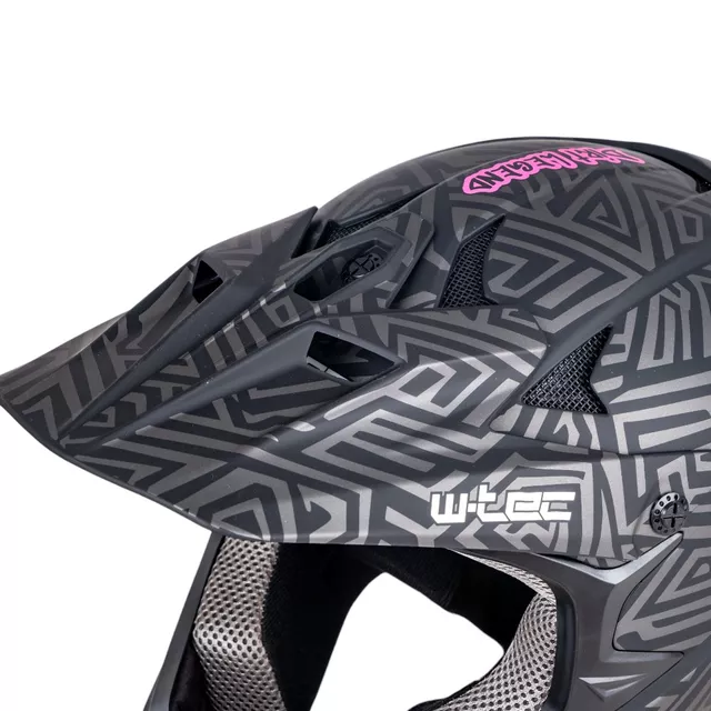Kask downhillowy W-TEC Richpike ∙ full face ∙ 14 otworów wentylacyjnych ∙ regulowany daszek ∙ skorupa ABS ∙ lekki ∙ podwójne zapięcie - Różowa etykieta na czarnym