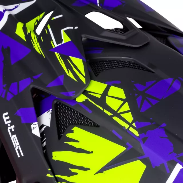 Kask downhillowy W-TEC Richpike ∙ full face ∙ 14 otworów wentylacyjnych ∙ regulowany daszek ∙ skorupa ABS ∙ lekki ∙ podwójne zapięcie - Różowa etykieta na czarnym