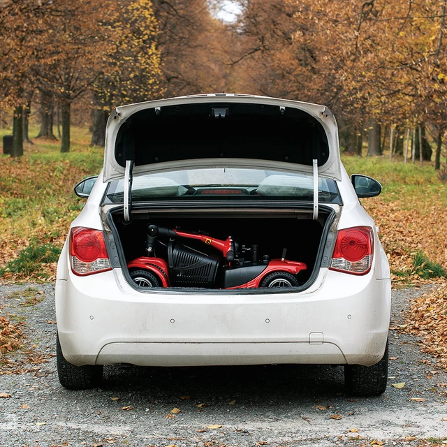 Trójkołowy wózek elektryczny inSPORTline Kocunar ∙ 180 W ∙ zasięg 20 km ∙ 120 kg ∙ 6 km/h ∙ składany