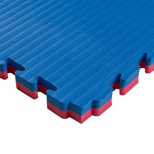 Mata puzzle fitness tatami na podłogę ochronna inSPORTline Malmeida 100x100x4 cm - czerwono-niebieski, wzór słomkowy
