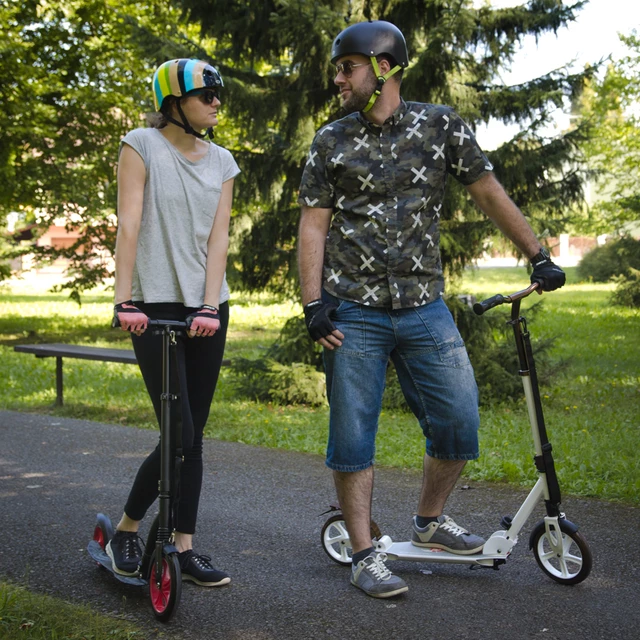 Hulajnoga miejska WORKER Nuvola ∙ amortyzacja ∙ koła 230/200 mm ∙ nośność 100 kg ∙ regulowana kierownica