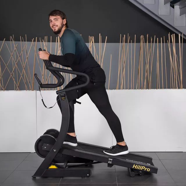 Bieżnia magnetyczna / bezsilnikowa inSPORTline Hill Pro ∙ składana ∙ 4 nachylenia ∙ nośność 180 kg ∙ 8 poziomów oporu ∙ amortyzacja Silent Block