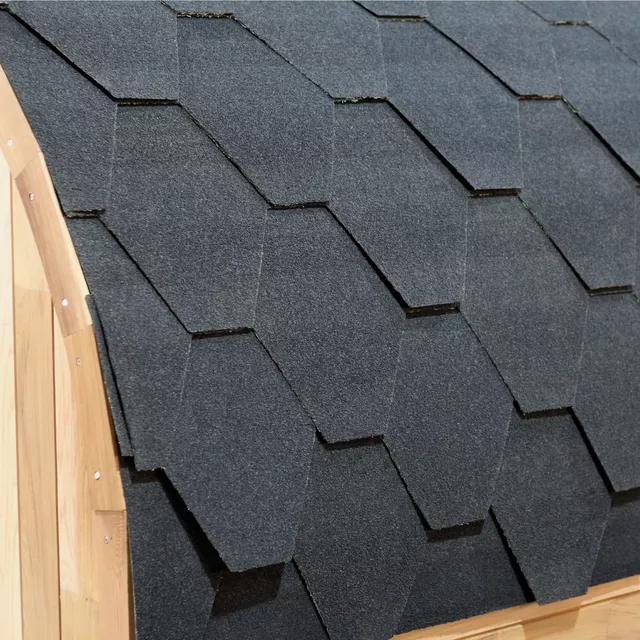 Beczkowa sauna ogrodowa inSPORTline Viduor 300 ∙ zewnętrzna z werandą ∙ dla 3 osób ∙ cedrowe drewno ∙ zestaw akcesoriów ∙ moc 6 kW