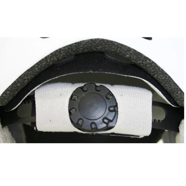 Kask snowboardowy Worker Trentino ∙ waga 365 g ∙ wentylacja Thermo Fit ∙ zdejmowane nauszniki - Szary z logo