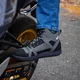 Buty motocyklowe męskie W-TEC Milwook ∙ skóra zamszowa ∙ membrana wodoodporna ∙ ochrona kostek ∙ oddychające - Szaro-czarny