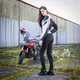 Damskie legginsy motocyklowe W-TEC Wombutta ∙ wyjmowane protektory CE ∙ efekt push-up ∙ oddychająca podszewka mesh