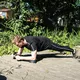 Płyta treningowa plank inSPORTline Holdit ∙ regulacja długości i rozstawu ∙ nośność 120 kg ∙ timer interwałowy ∙ piankowe podpórki